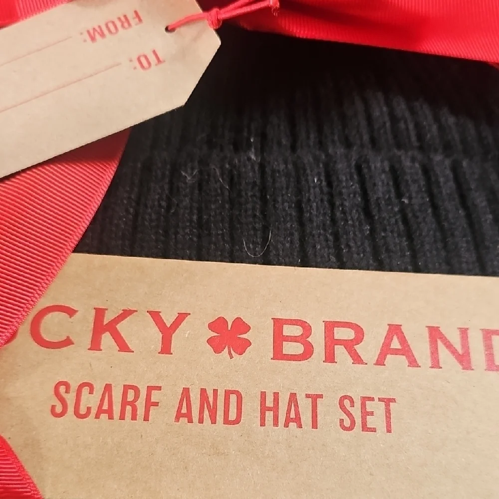 Lucky Brand Women's NWT Black/Brown/Grey Scarf & Hat Set